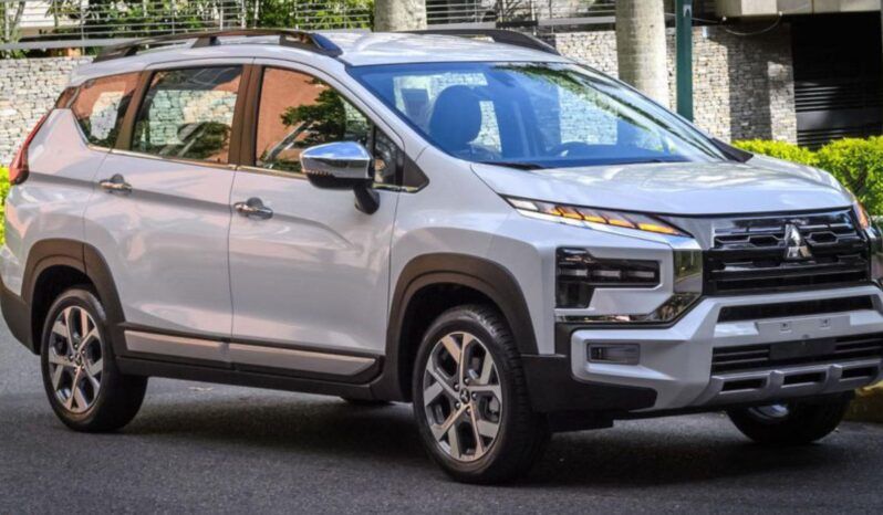 
								Mitsubishi Xpander Cross 2025 full									