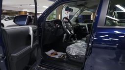 
										Toyota 4Runner Limited 4×4 2024 full									