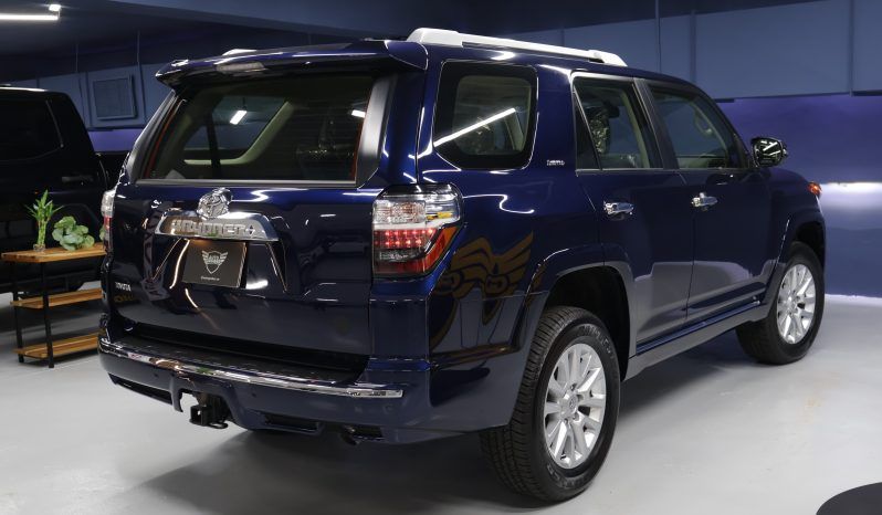 
								Toyota 4Runner Limited 4×4 2024 full									