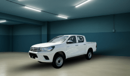 Toyota Hilux 2.7L V4 Sincrónica Básica 2025